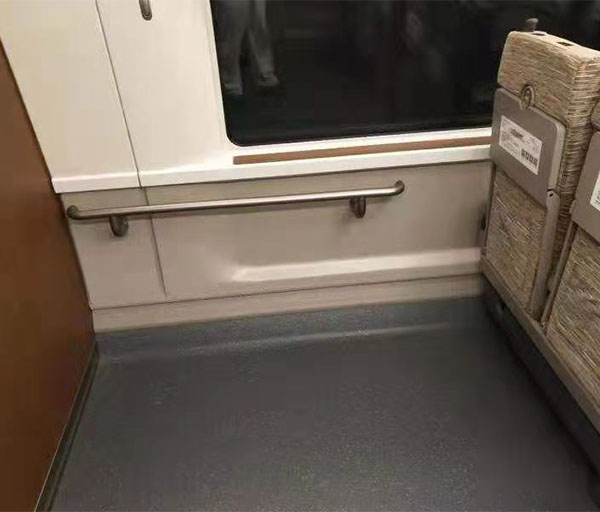 高鐵窗下墻板